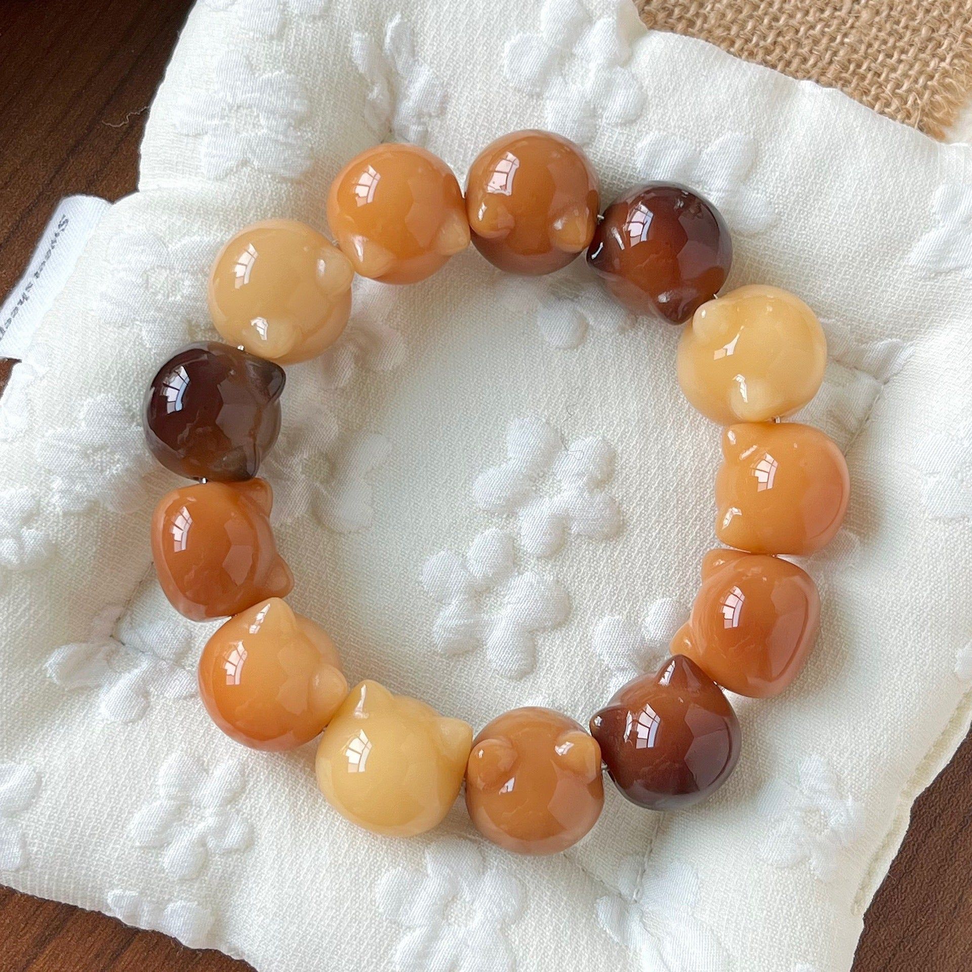 Buddha3Bodhi bodhi root fidget bracelet with gradient weathered cat head beads